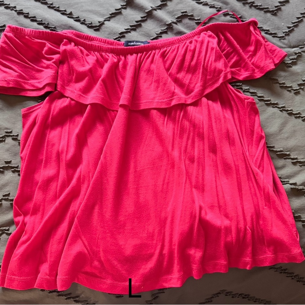 Women's Off-Shoulder Pink Top